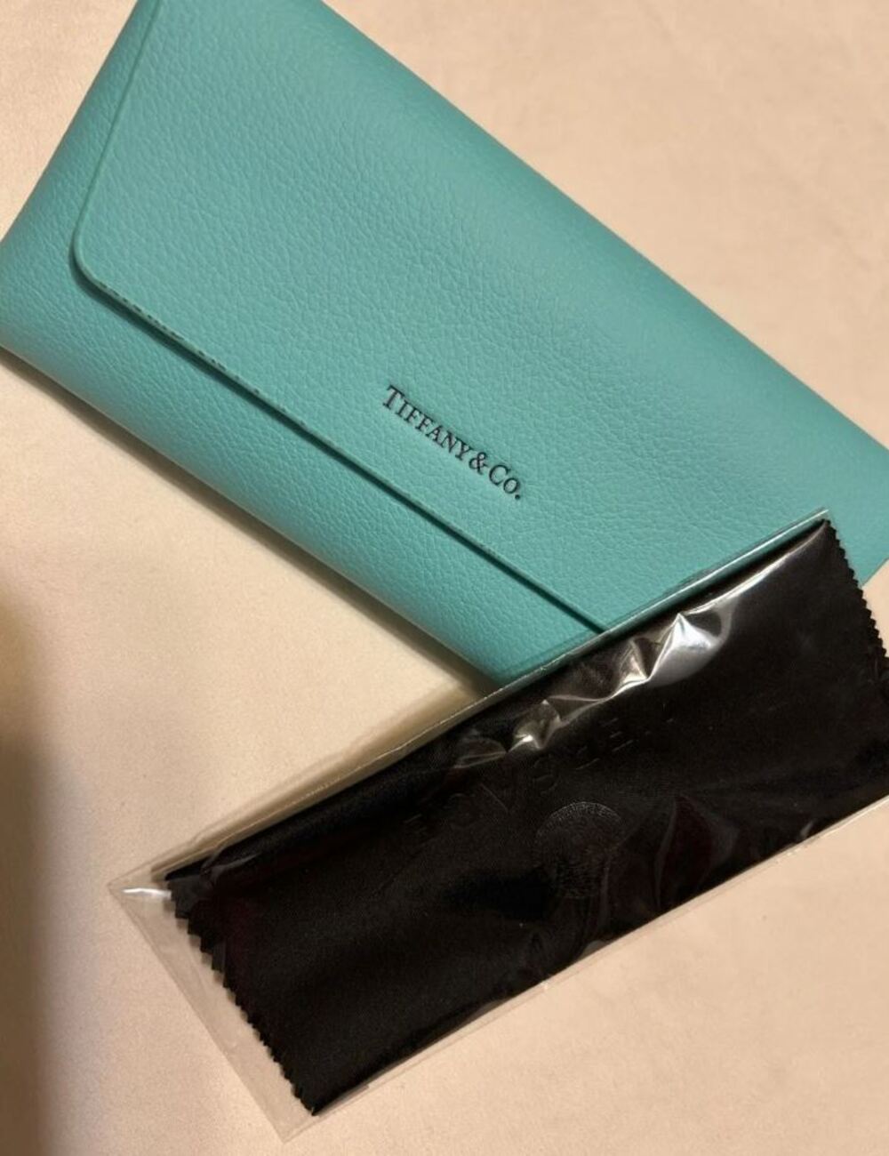 Tiffany & Co. Teal Blue Pebbled Leather Eyeglass Pouch Case NWOT One Size